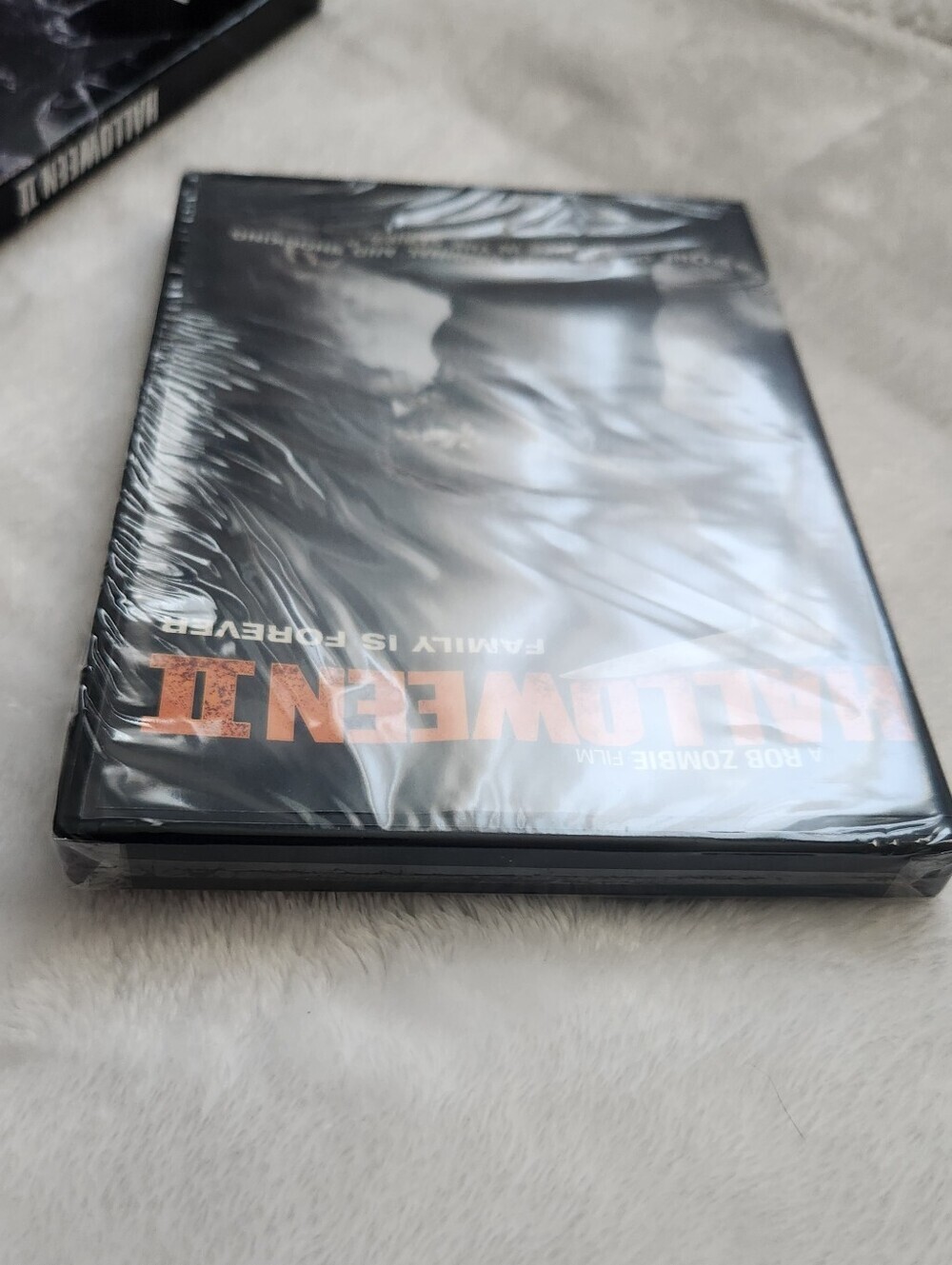 🚨 FACTORY SEALED  Rob Zombie's Halloween II DVD Shiny Shattered Glass Slipcover - Picture 6 of 8